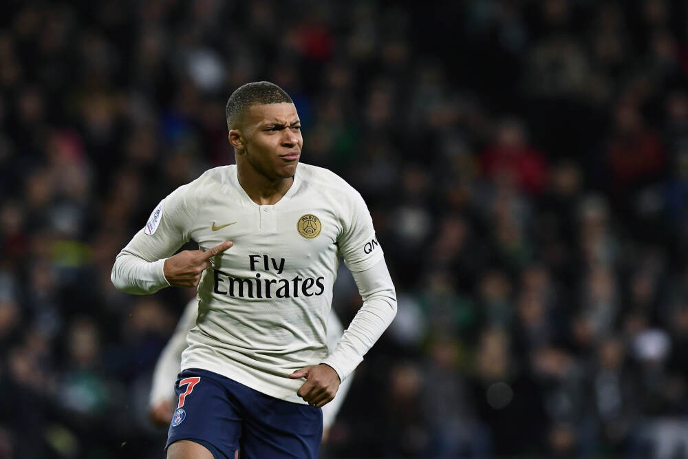 西甲12月最佳扑救候选：奥布拉克、伊纳基·佩尼亚、莱奥·罗曼